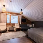 Domek alpejski Levillenet Bearlodge At Centre Levi