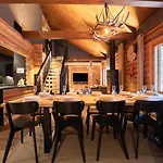 Domek alpejski Levillenet Bearlodge At Centre Levi